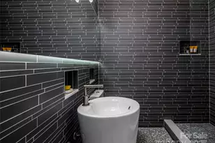 5 Busbee Rd, Asheville, NC 28803 - Photo 31