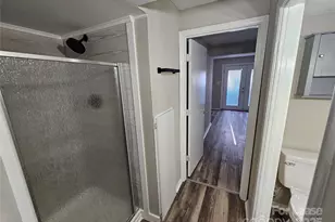 9445 Lexington Cir, Charlotte, NC 28213 - Photo 21