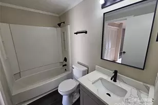 9445 Lexington Cir, Charlotte, NC 28213 - Photo 13