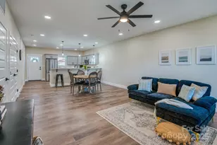 143 Carver St, Brevard, NC 28712 - Photo 9