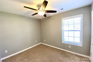 15 Linestowe Dr, Belmont, NC 28012 - Photo 9