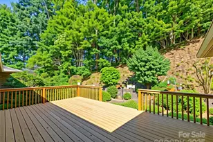 310 Claremont Dr, Flat Rock, NC 28731 - Photo 11