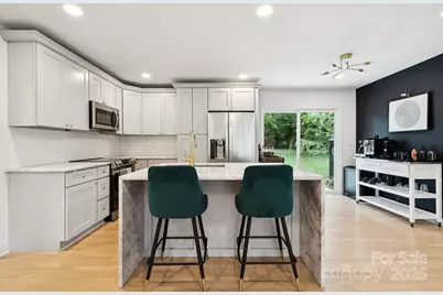 1530 Barberry Court, Charlotte, NC 28211 - Photo 7