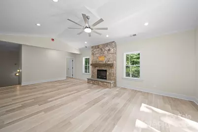 4460 R L Lane, Midland, NC 28107 - Photo 13