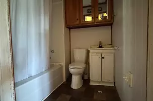 19 Thole St, Marion, NC 28752 - Photo 5