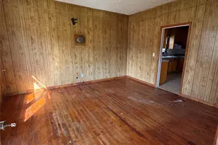 19 Thole St, Marion, NC 28752 - Photo 3