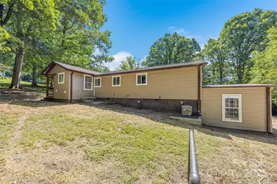 425 Lyndhurst Drive, Hendersonville, NC 28791 - Photo 23