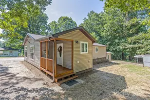 425 Lyndhurst Dr, Hendersonville, NC 28791 - Photo 25