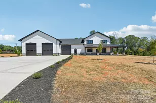 109 Winners Cir, Mooresville, NC 28117 - Photo 3