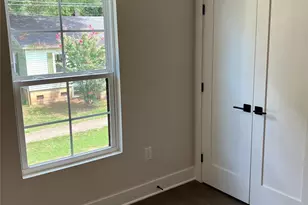 19813 N Ferry St, Cornelius, NC 28031 - Photo 13