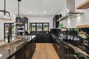 121 Winners Cir, Mooresville, NC 28117 - Photo 13