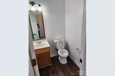 11412 Leigh Glen Circle, Charlotte, NC 28269 - Photo 7