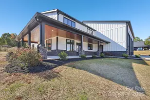 118 Winners Cir, Mooresville, NC 28117 - Photo 3