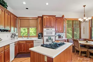 101 Spring Rock Rd, Burnsville, NC 28714 - Photo 9