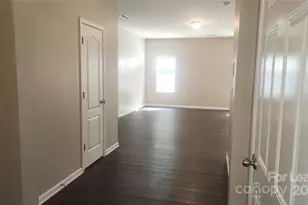 6234 Sydney Mae Ln, Charlotte, NC 28262 - Photo 7