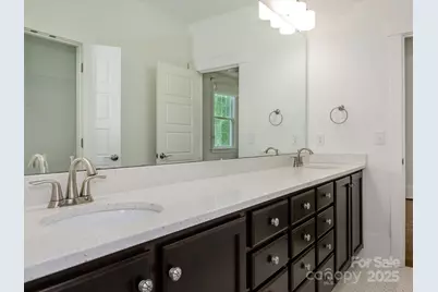 633 Ideal Way, Charlotte, NC 28203 - Photo 33