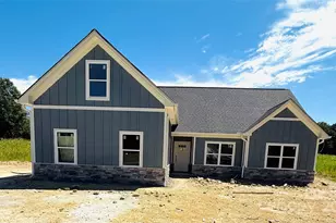 426 E 10th St, Oakboro, NC 28129 - Photo 3