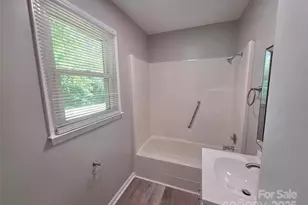 310 Campbell Cir, Kings Mountain, NC 28086 - Photo 9