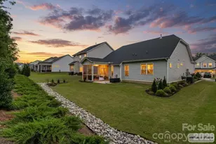 466 Hickory Vw Dr, Rock Hill, SC 29732 - Photo 17