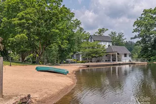 1150 W Blue Ridge Rd, Flat Rock, NC 28731 - Photo 25