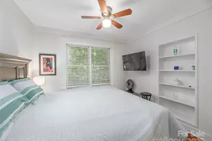 1150 W Blue Ridge Rd, Flat Rock, NC 28731 - Photo 9