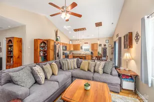 26 Azalea Dr, Clyde, NC 28721 - Photo 3