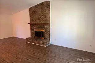 11602 Green Willow Ln, Charlotte, NC 28226 - Photo 3