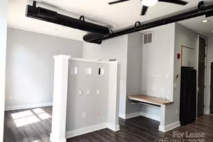 514 W 10th St, Charlotte, NC 28202 - Photo 7