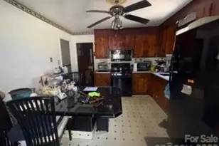 2855 Fordwood Dr, Charlotte, NC 28208 - Photo 5