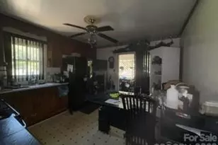 2855 Fordwood Dr, Charlotte, NC 28208 - Photo 7