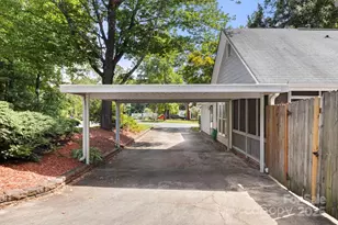 6535 Lantern Ct, Charlotte, NC 28227 - Photo 35