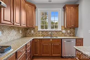 7524 Chasewater Dr, Harrisburg, NC 28075 - Photo 15