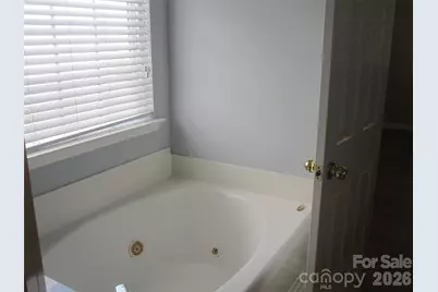 8909 Holland Park Lane, Charlotte, NC 28277 - Photo 9