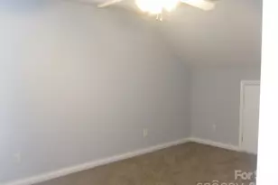 8909 Holland Park Ln, Charlotte, NC 28277 - Photo 15