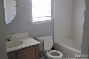 8909 Holland Park Ln, Charlotte, NC 28277 - Photo 13