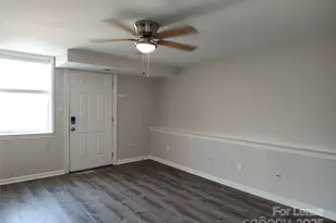 340 Hollis Rd, Charlotte, NC 28209 - Photo 11