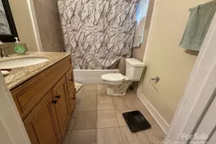 54 Dee Cable Dr, Marion, NC 28752 - Photo 9