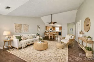 102 Kerlee St, Black Mountain, NC 28711 - Photo 7