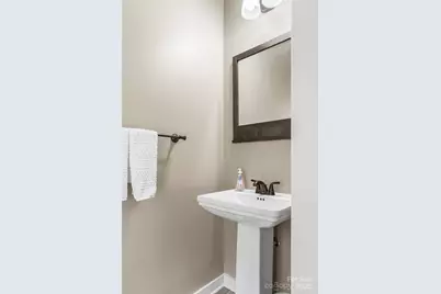 90 Clinchfield Gap Road, Marion, NC 28752 - Photo 23