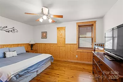 201 Scenic Wolf Drive, Mars Hill, NC 28754 - Photo 19