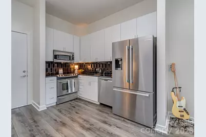 525 E Sixth Street #407, Charlotte, NC 28202 - Photo 5