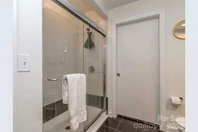 525 E Sixth Street #407, Charlotte, NC 28202 - Photo 17