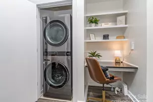 525 E 6th St, Charlotte, NC 28202 - Photo 7