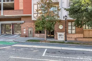 525 E 6th St, Charlotte, NC 28202 - Photo 3
