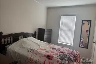 848 Lookout Dr, Spartanburg, SC 29306 - Photo 11