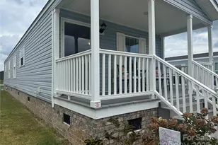 848 Lookout Dr, Spartanburg, SC 29306 - Photo 3