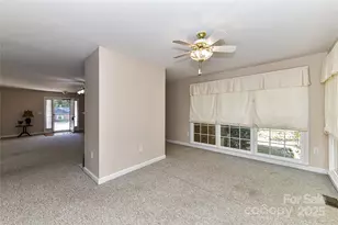 410 W Elm St, Wingate, NC 28174 - Photo 21