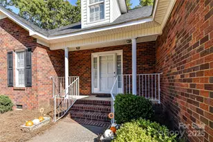 410 W Elm St, Wingate, NC 28174 - Photo 7