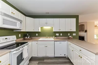 410 W Elm Street, Wingate, NC 28174 - Photo 15