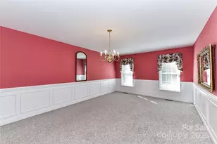 410 W Elm St, Wingate, NC 28174 - Photo 13